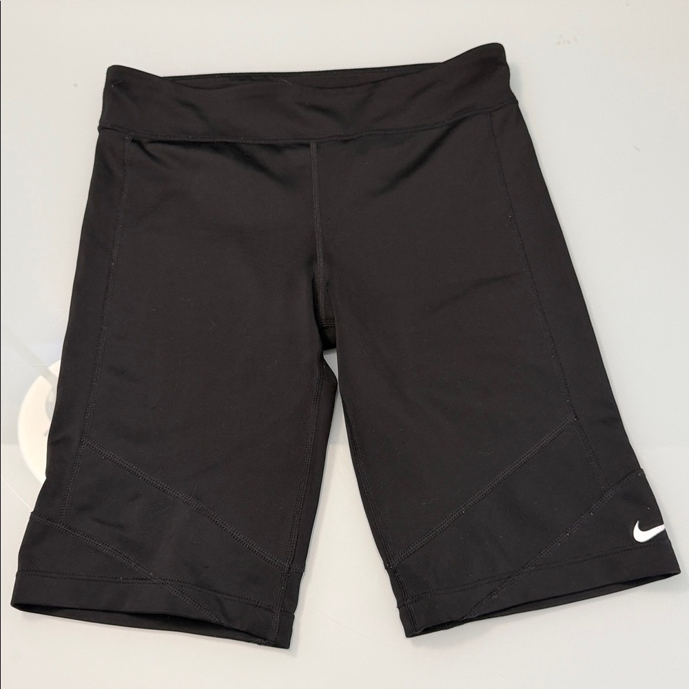 Not Available - Picture 1 of 7